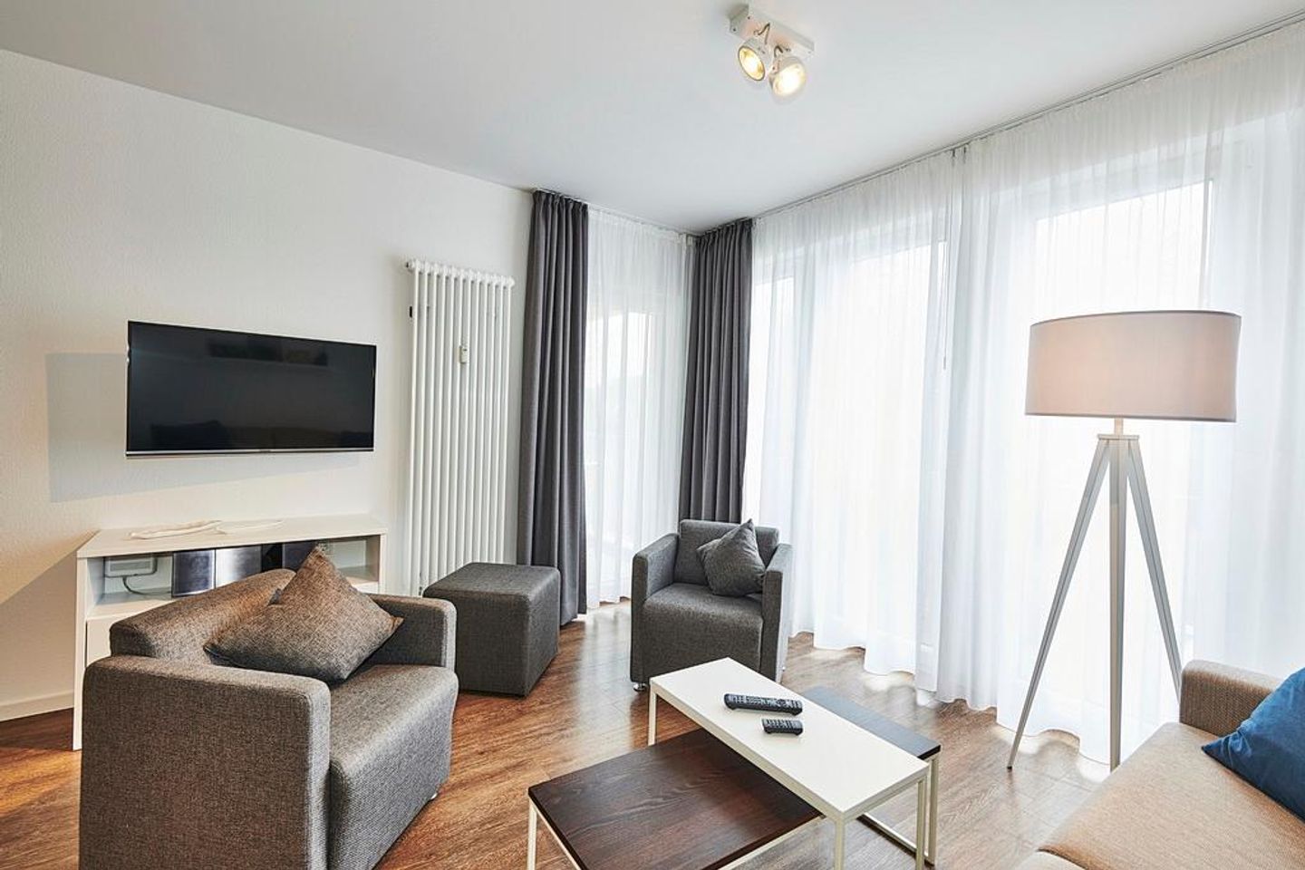 Deichhäuser Anna Küste Deichhäuser Anna Küste 3-24 Bensersiel - Wohn-Essbereich mit Mediabereich