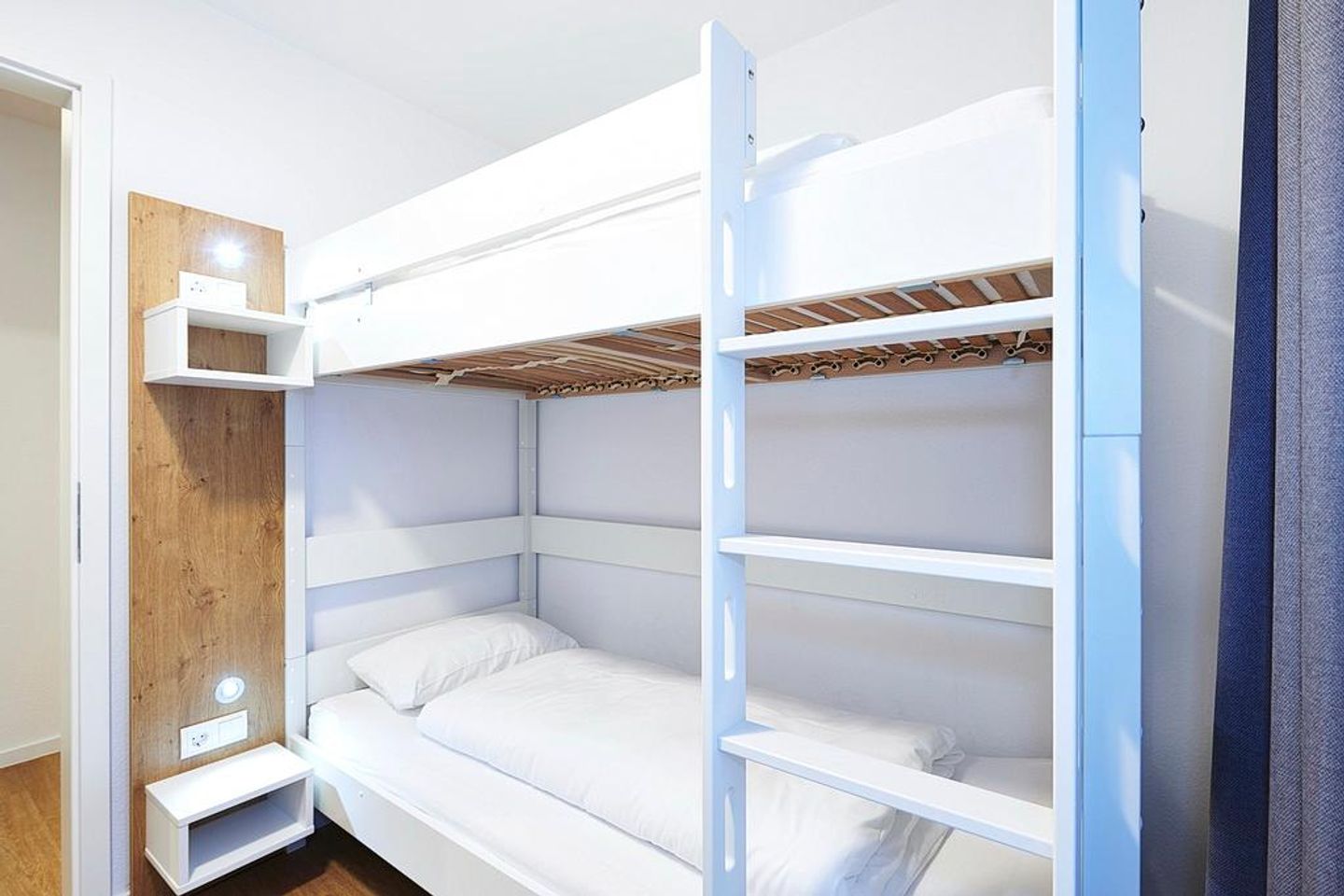 Deichhäuser Anna Küste Deichhäuser Anna Küste 3-30 Bensersiel - Schlafzimmer mit Etagenbett