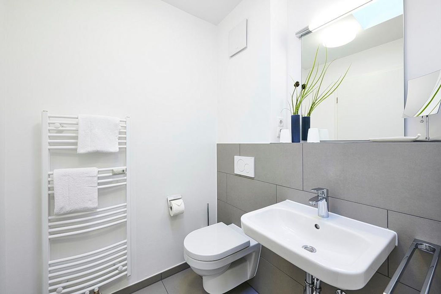 Deichhäuser Anna Küste Deichhäuser Anna Küste 3-31 Bensersiel - Badezimmer mit Dusche