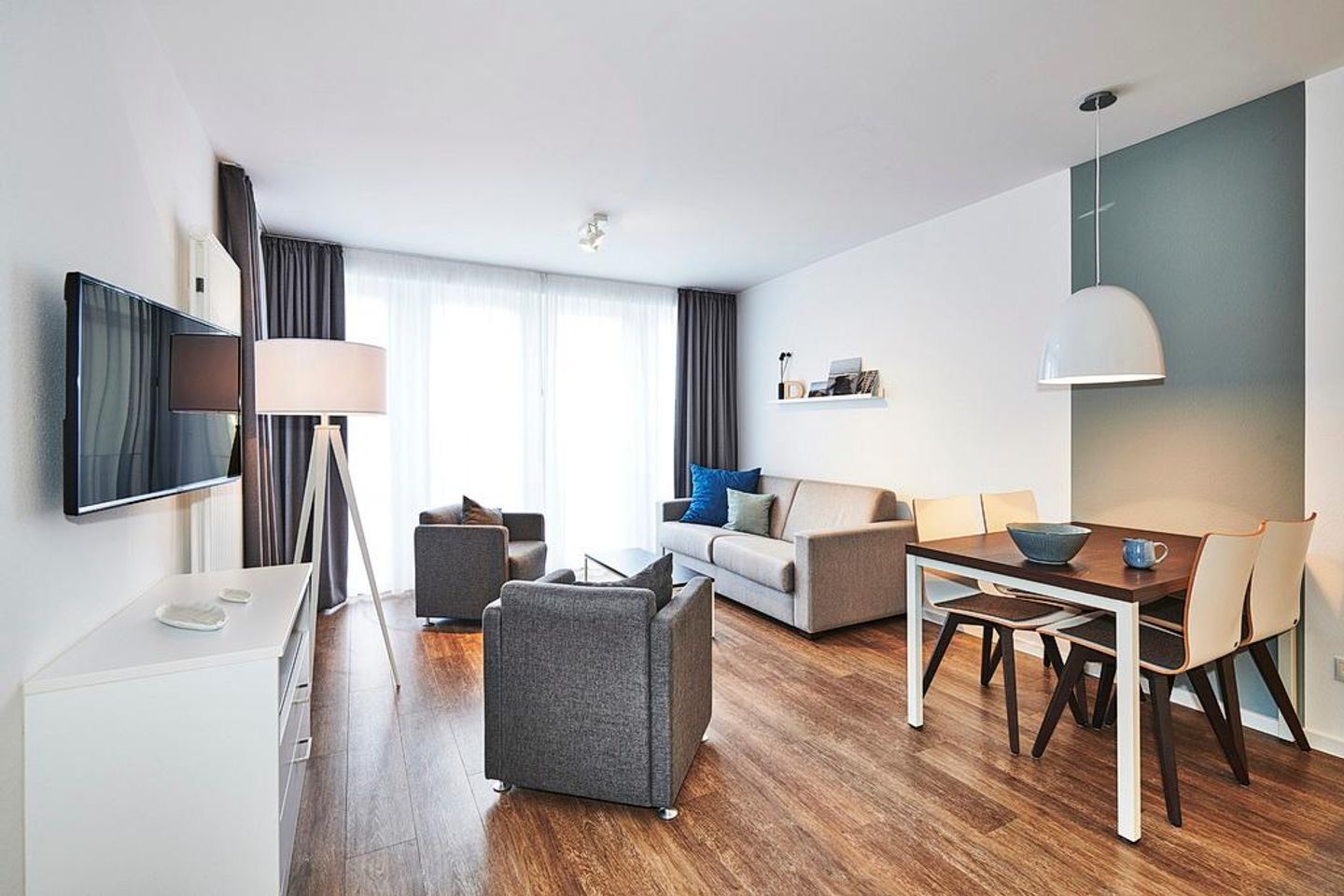 Deichhäuser Anna Küste Deichhäuser Anna Küste 3-34 Bensersiel - Wohn-Essbereich mit Sitzgelegenheit