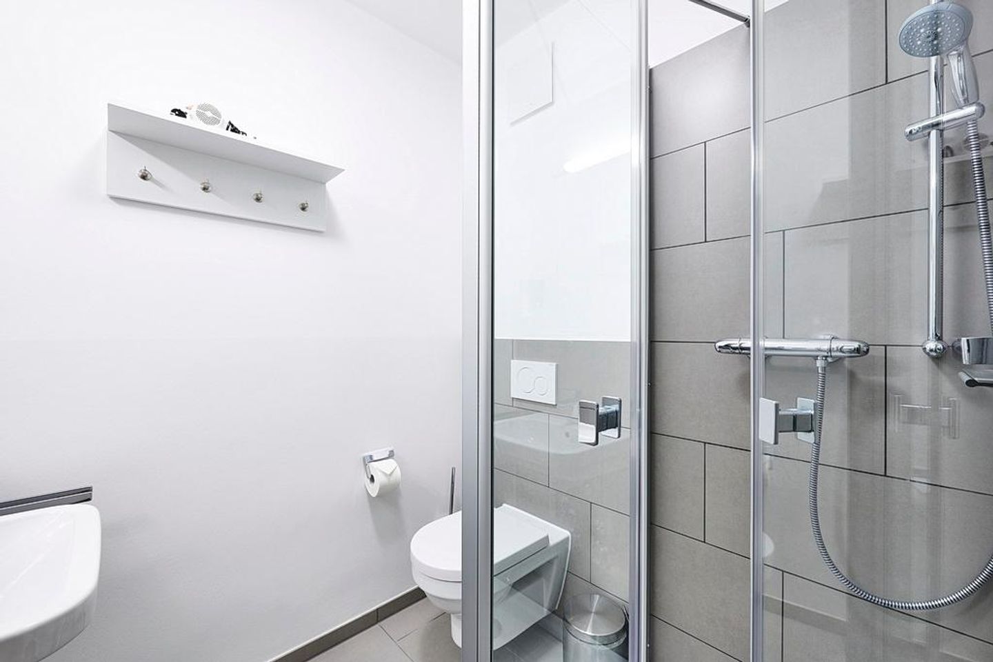 Deichhäuser Anna Küste Deichhäuser Anna Küste 4-23 Bensersiel - Badezimmer mit Dusche