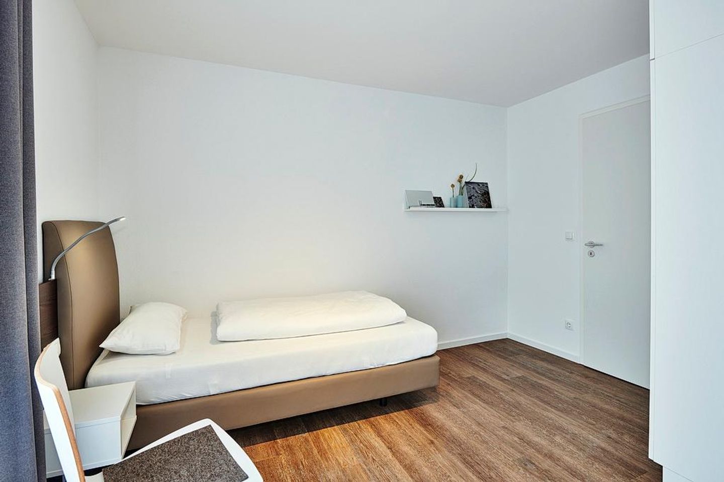 Deichhäuser Anna Küste Deichhäuser Anna Küste 4-34 Bensersiel - Schlafzimmer mit zwei Einzelbetten