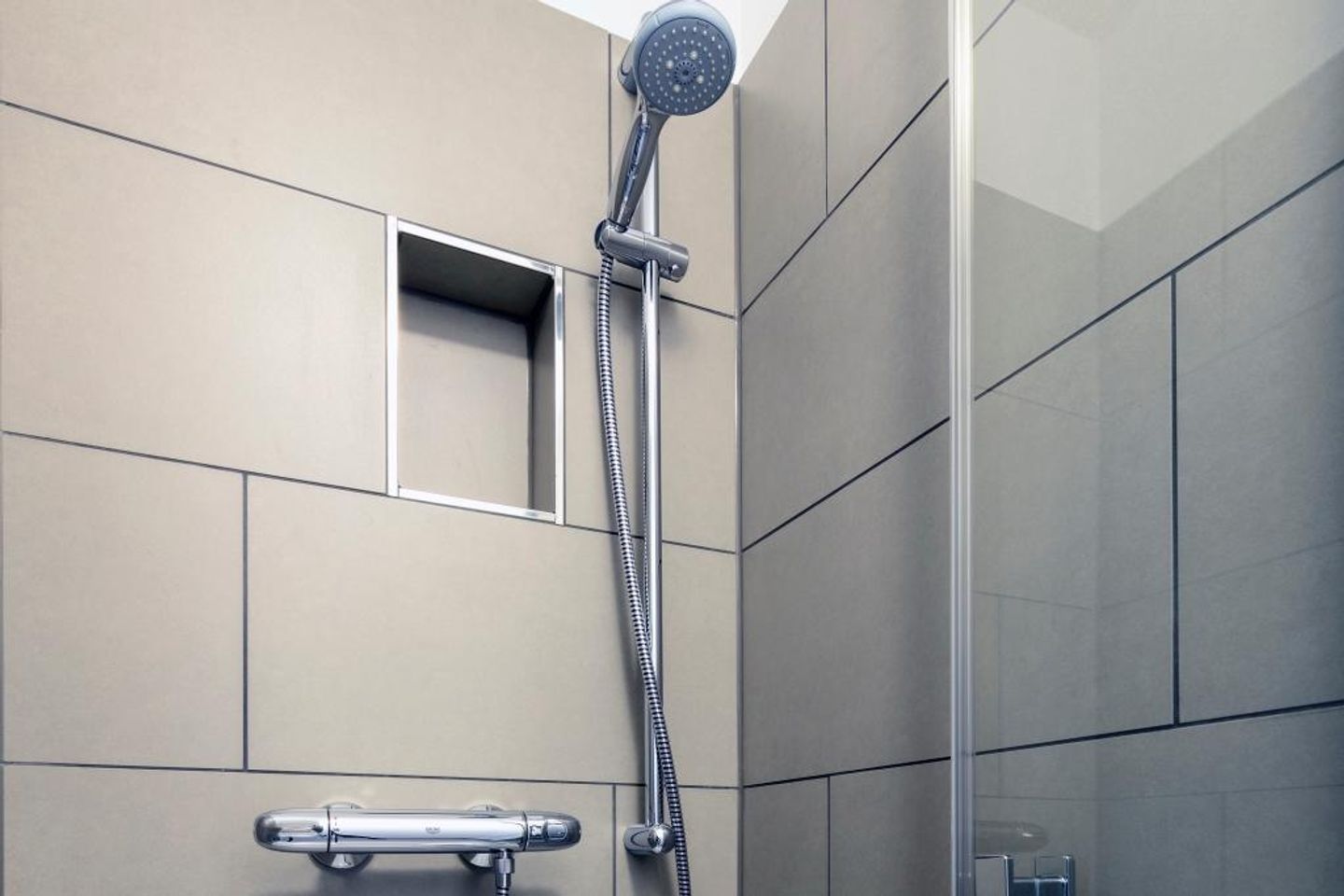 Deichhäuser Anna Küste Deichhäuser Anna Küste 1-31 Bensersiel - Badezimmer mit Dusche