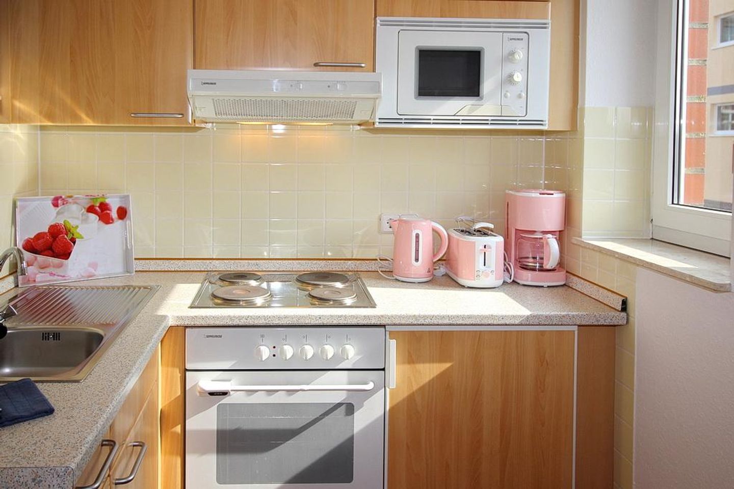 Hus Inselkieker Hus Inselkieker 111 Schillig - Küchenzeile mit Mikrowelle