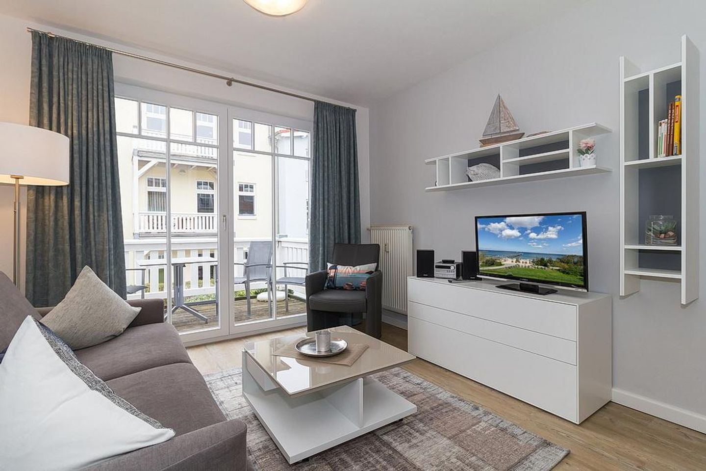 Strandstraße 32 Strandstraße 32-50 Kühlungsborn -