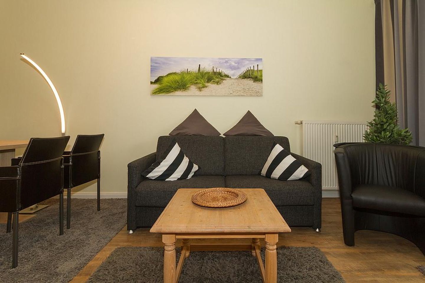 Meeresblick Meeresblick 008 Kühlungsborn - Wohn-Essbereich mit Couch