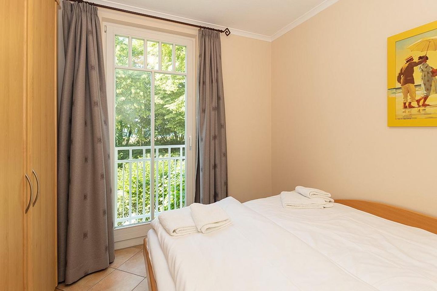 Dünenschloss Dünenschloss 2-12 Kühlungsborn - Schlafzimmer mit Doppelbett