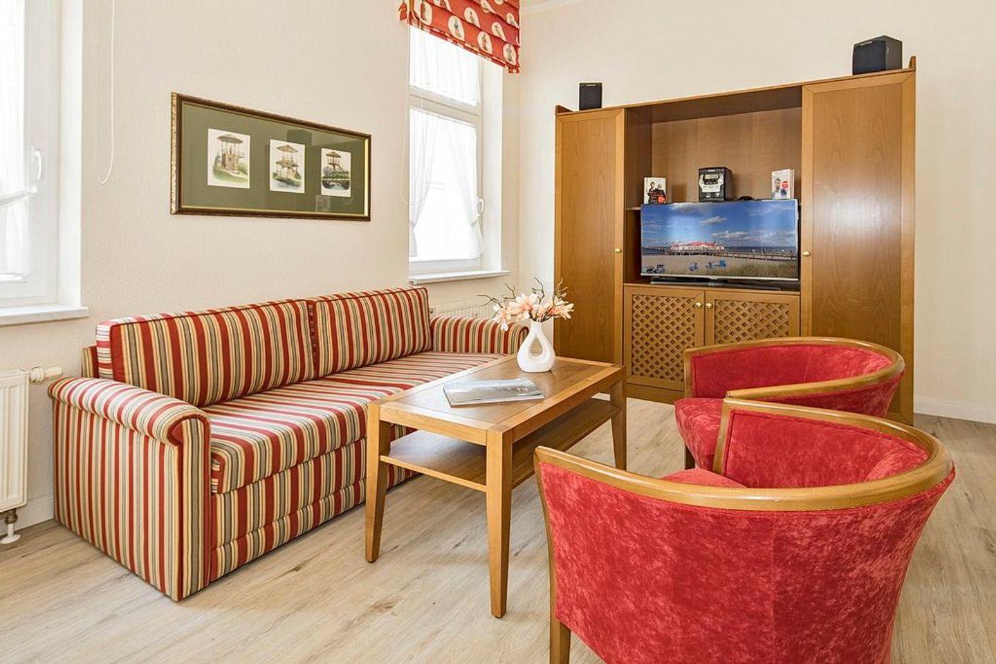 Villa Aegir Villa Aegir 101 Usedom - Wohn-Essbereich mit Couch