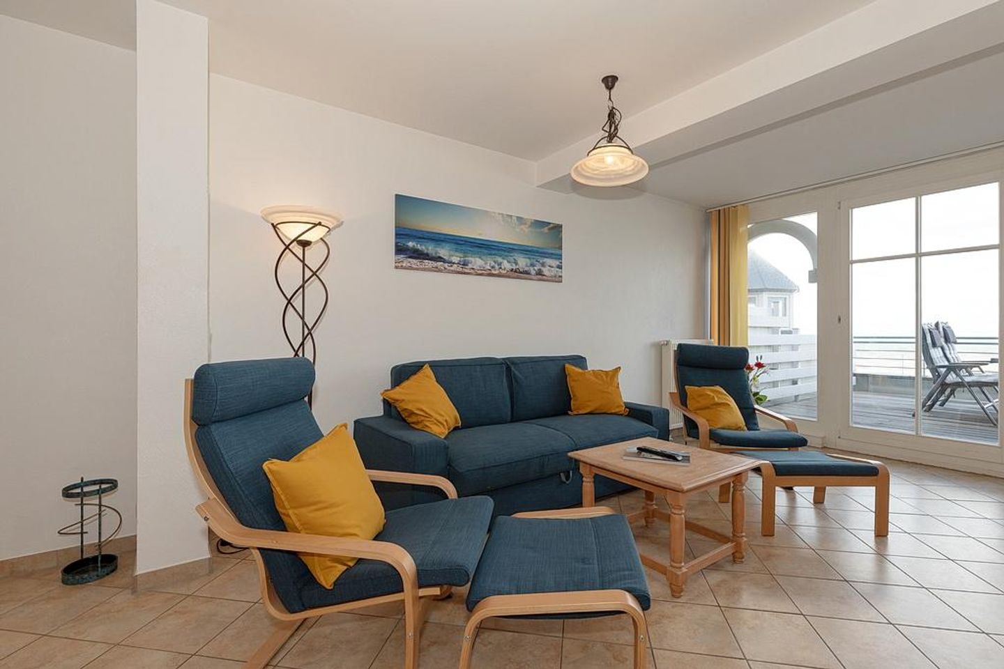 Meeresblick Meeresblick 225 Kühlungsborn - Wohn-Essbereich mit Couch