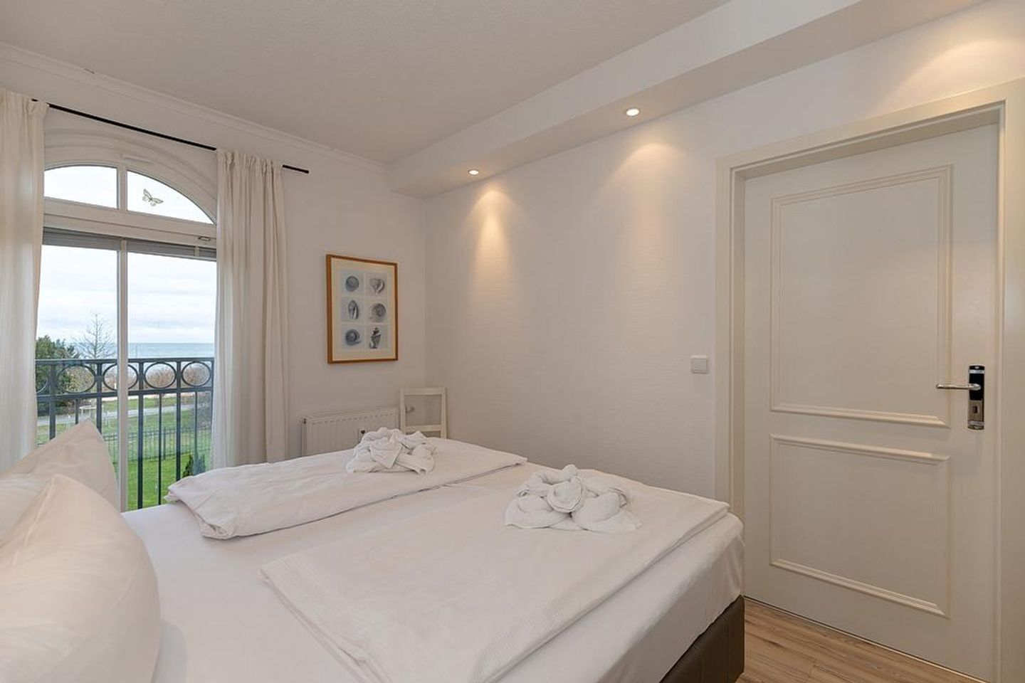 Apartmenthaus Atlantik Apartmenthaus Atlantik 113 Kühlungsborn - Schlafzimmer mit Doppelbett