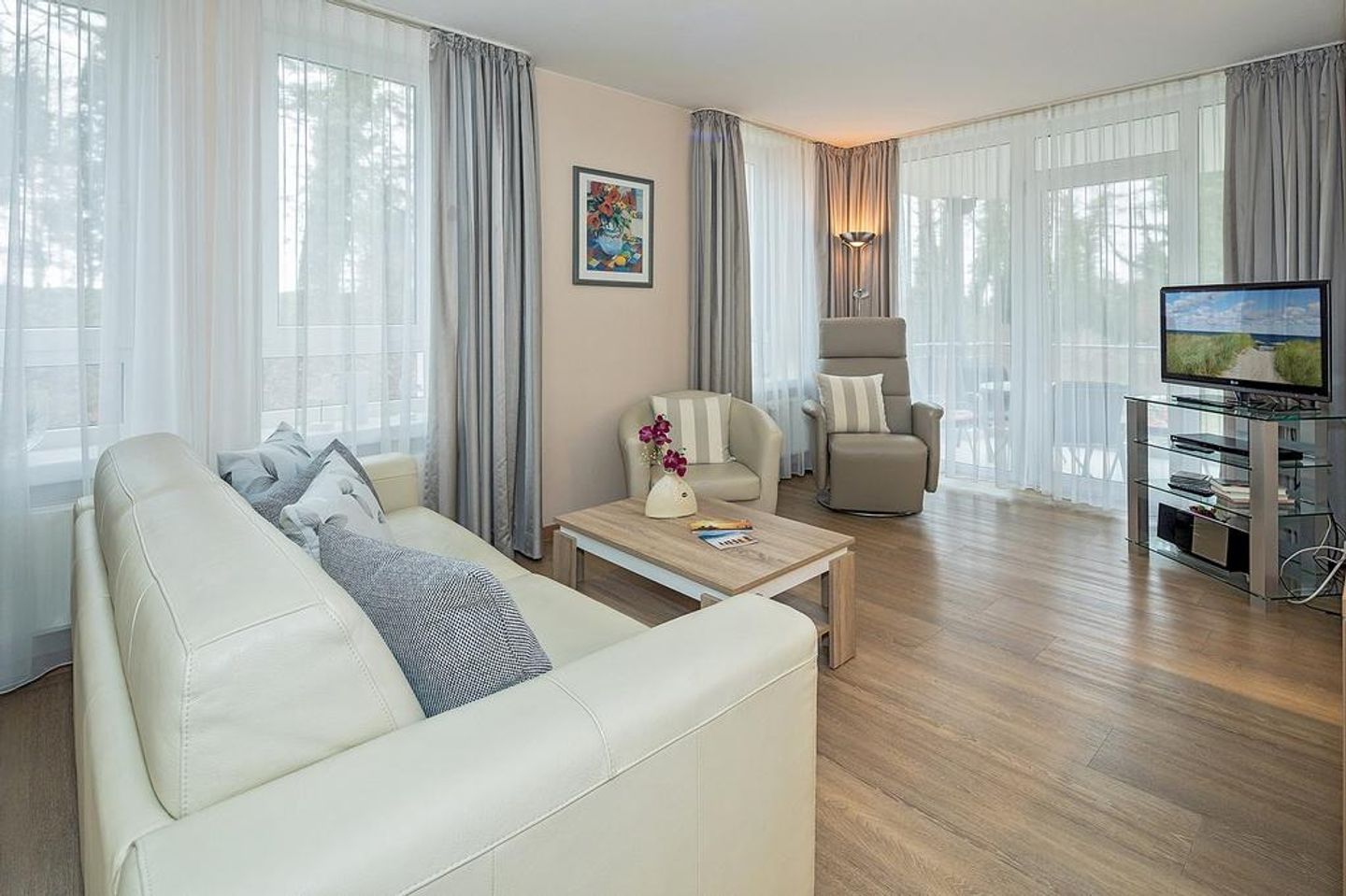 Strand-Park Strand-Park 114 Usedom - Wohn-Essbereich mit Couch