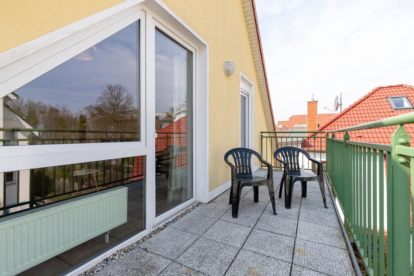 Ostseeallee 32b Ostseeallee 32b 2-2 Kühlungsborn - Balkon mit Gartenmöbeln