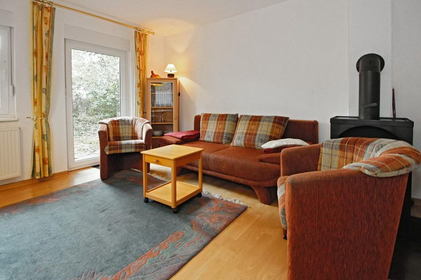 Urlauberdorf Urlauberdorf 25a  Boltenhagen - Wohnzimmer mit Couch und zwei Sessel