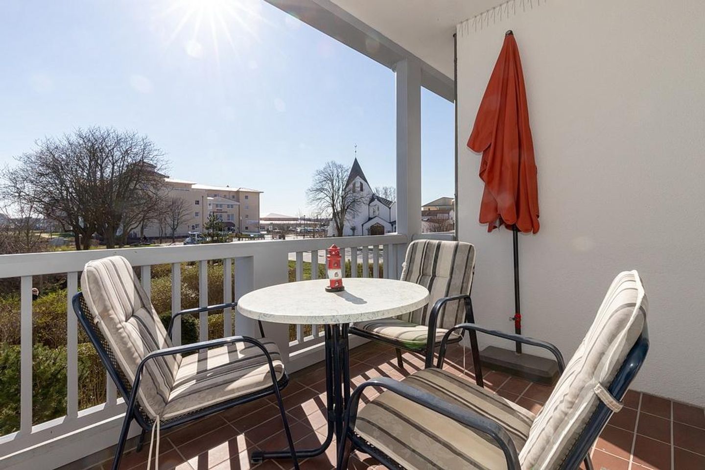 Apartmenthaus Atlantik Apartmenthaus Atlantik 116 Kühlungsborn - Balkon mit Gartenmöbeln