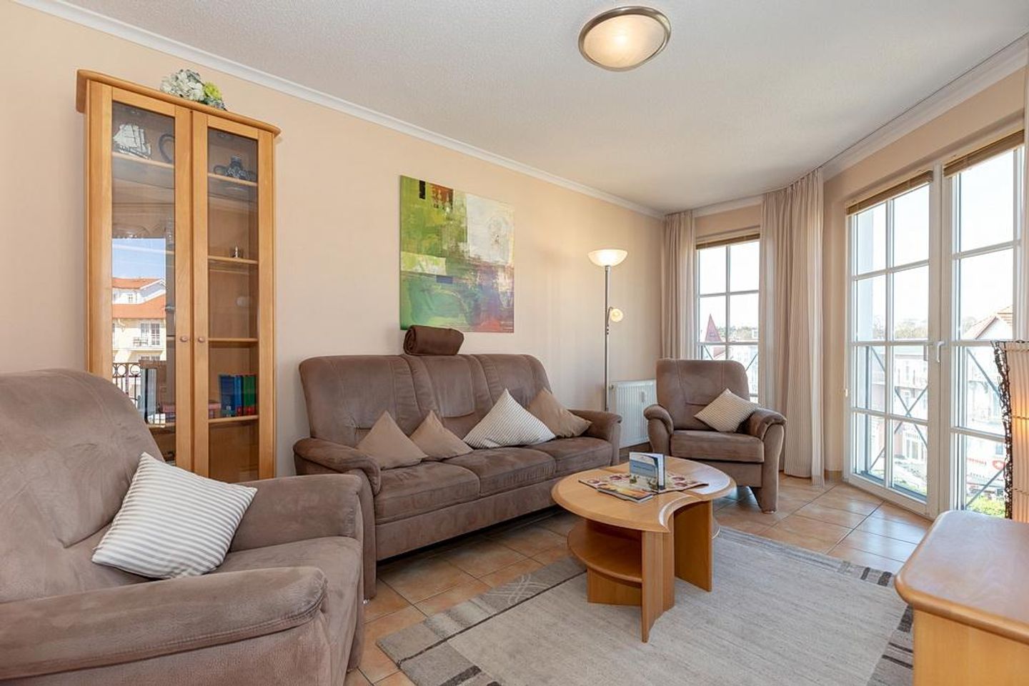 Apartmenthaus Atlantik Apartmenthaus Atlantik 302 Kühlungsborn - Wohn-Essbereich mit Couch