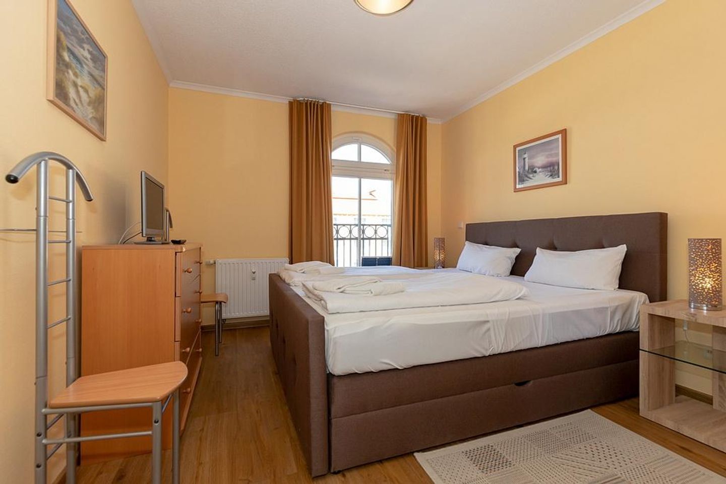 Apartmenthaus Atlantik Apartmenthaus Atlantik 302 Kühlungsborn - Schlafzimmer mit Doppelbett