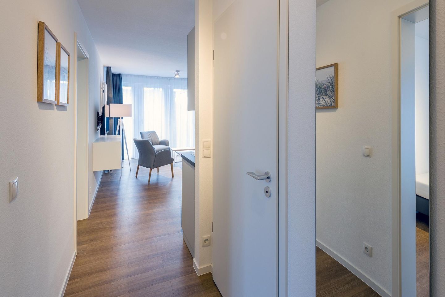 Deichhäuser Anna Küste Deichhäuser Anna Küste 6-14 Bensersiel - Flur mit Spiegel