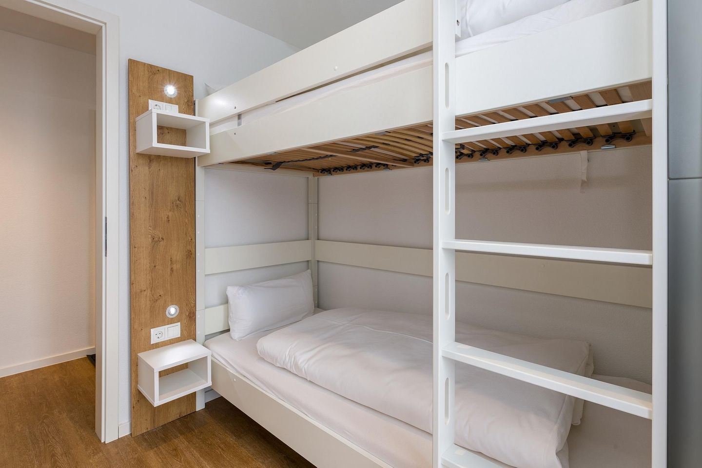 Deichhäuser Anna Küste Deichhäuser Anna Küste 6-30 Bensersiel - Schlafzimmer mit Etagenbett