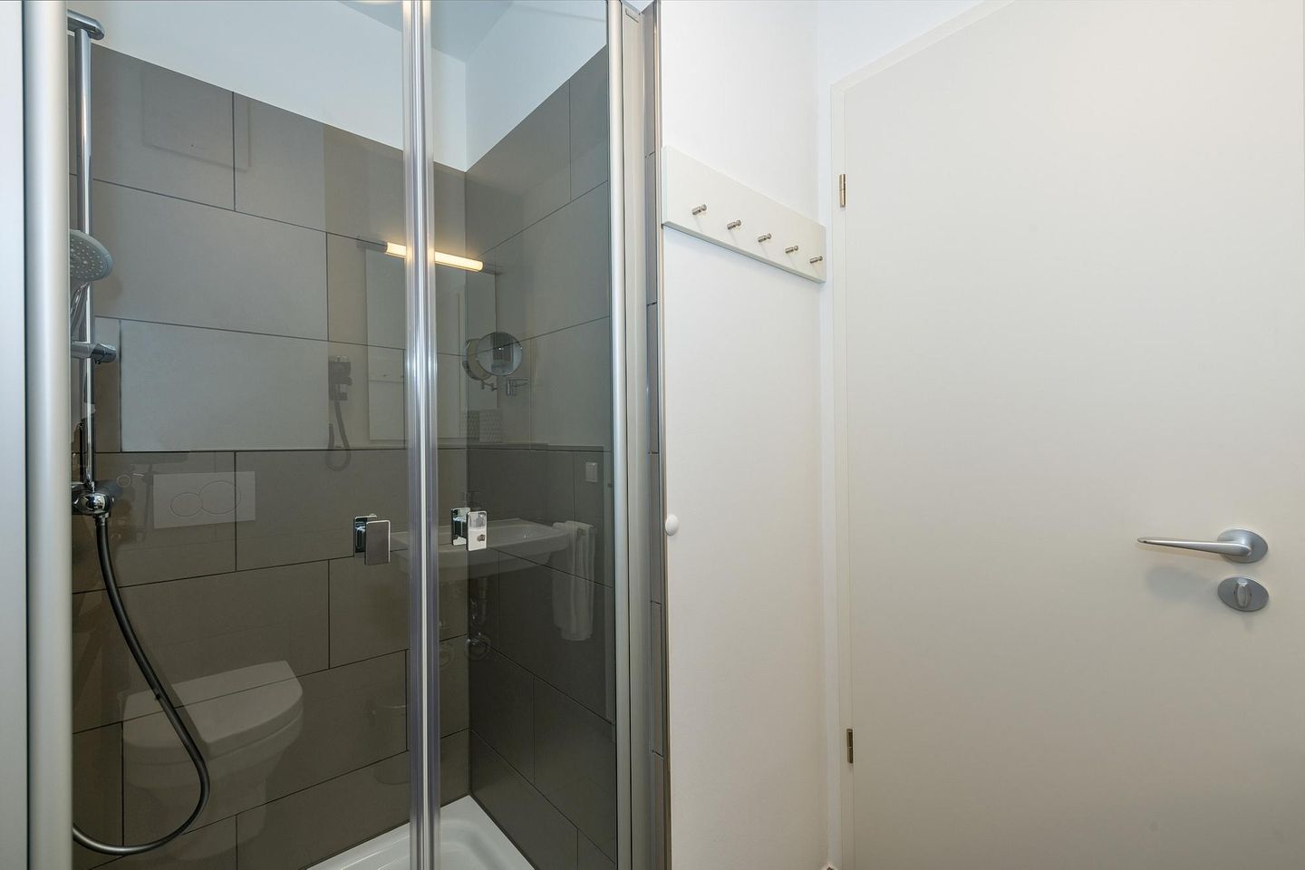 Deichhäuser Anna Küste Deichhäuser Anna Küste 7-12 Bensersiel - Badezimmer mit Dusche