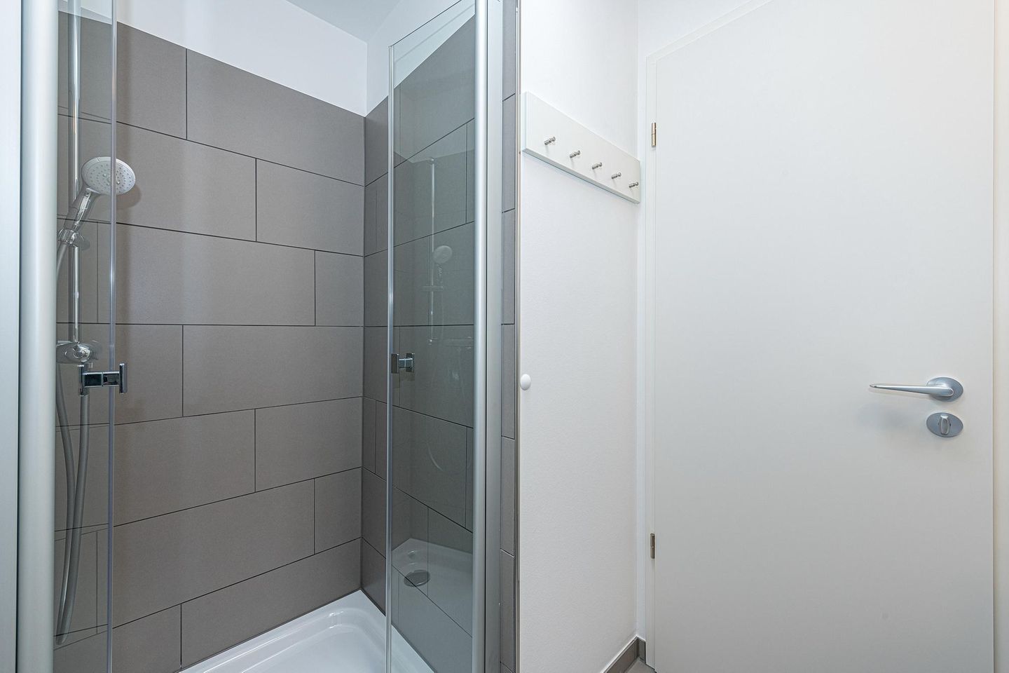 Deichhäuser Anna Küste Deichhäuser Anna Küste 7-32 Bensersiel - Badezimmer mit Dusche