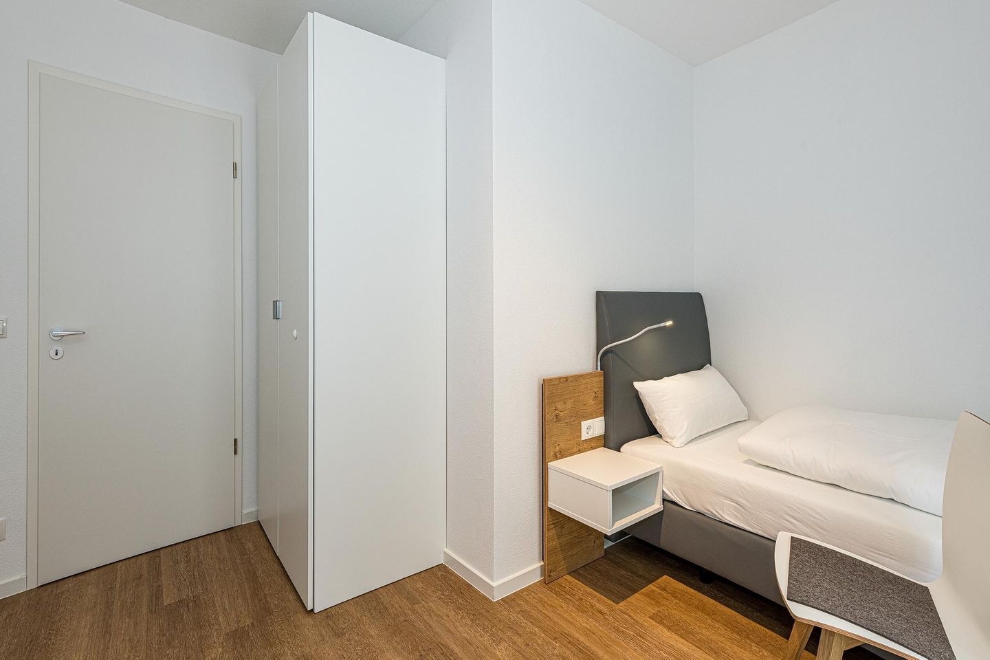 Deichhäuser Anna Küste Deichhäuser Anna Küste 8-14 Bensersiel - Schlafzimmer mit zwei Einzelbetten