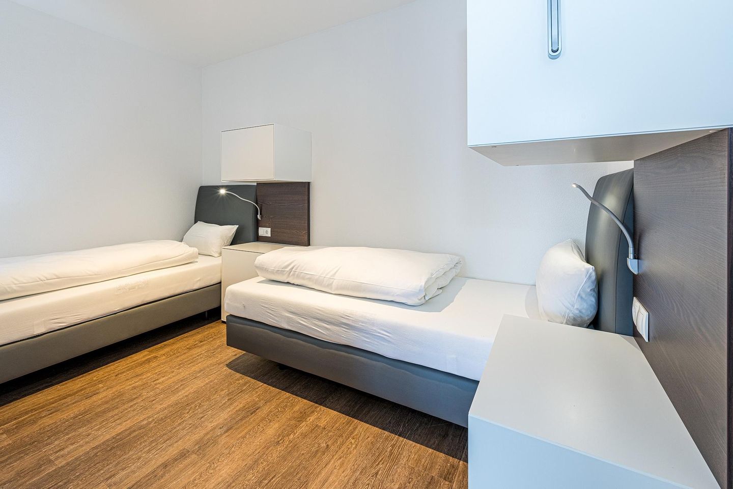 Deichhäuser Anna Küste Deichhäuser Anna Küste 8-21 Bensersiel - Schlafzimmer mit zwei Einzelbetten