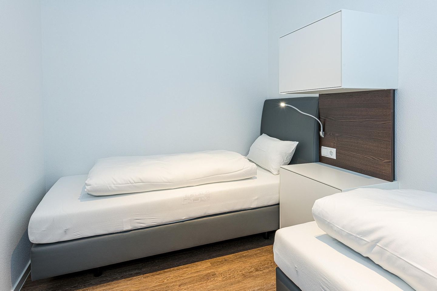 Deichhäuser Anna Küste Deichhäuser Anna Küste 8-21 Bensersiel - Schlafzimmer mit zwei Einzelbetten