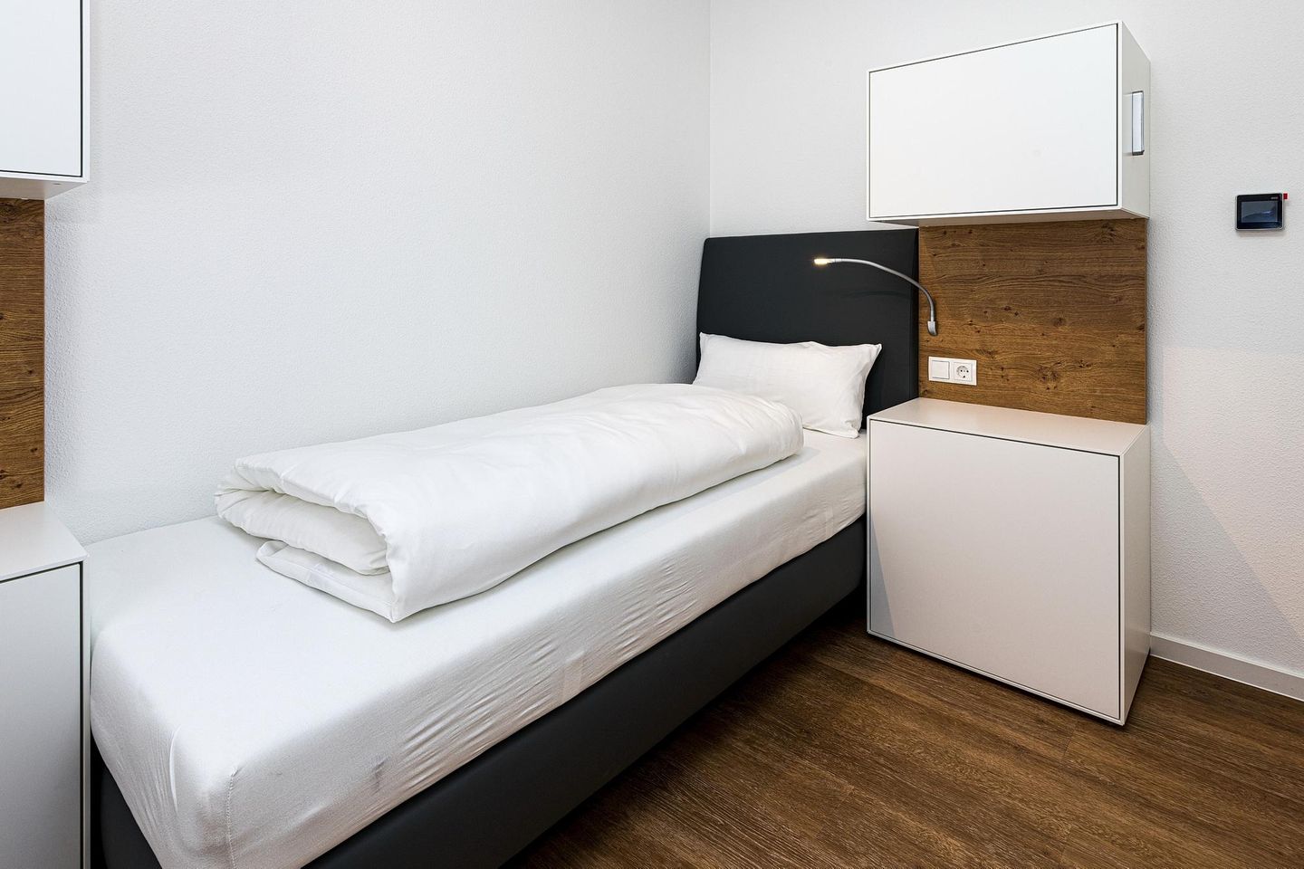 Deichhäuser Anna Küste Deichhäuser Anna Küste 8-31 Bensersiel - Schlafzimmer mit zwei Einzelbetten