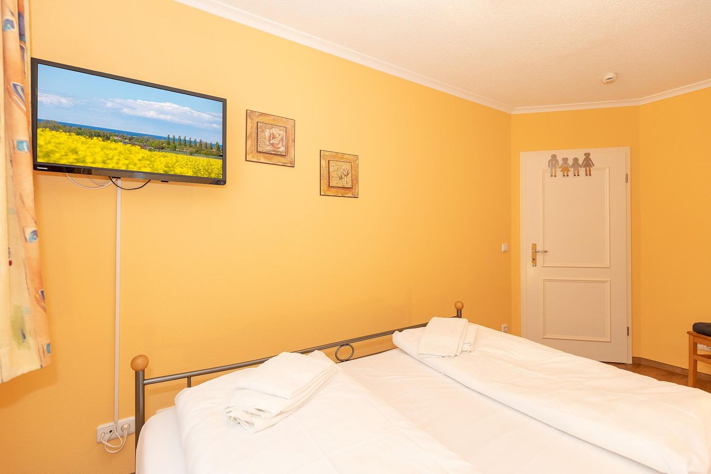 Apartmenthaus Atlantik Apartmenthaus Atlantik 205 Kühlungsborn - Schlafzimmer mit Doppelbett