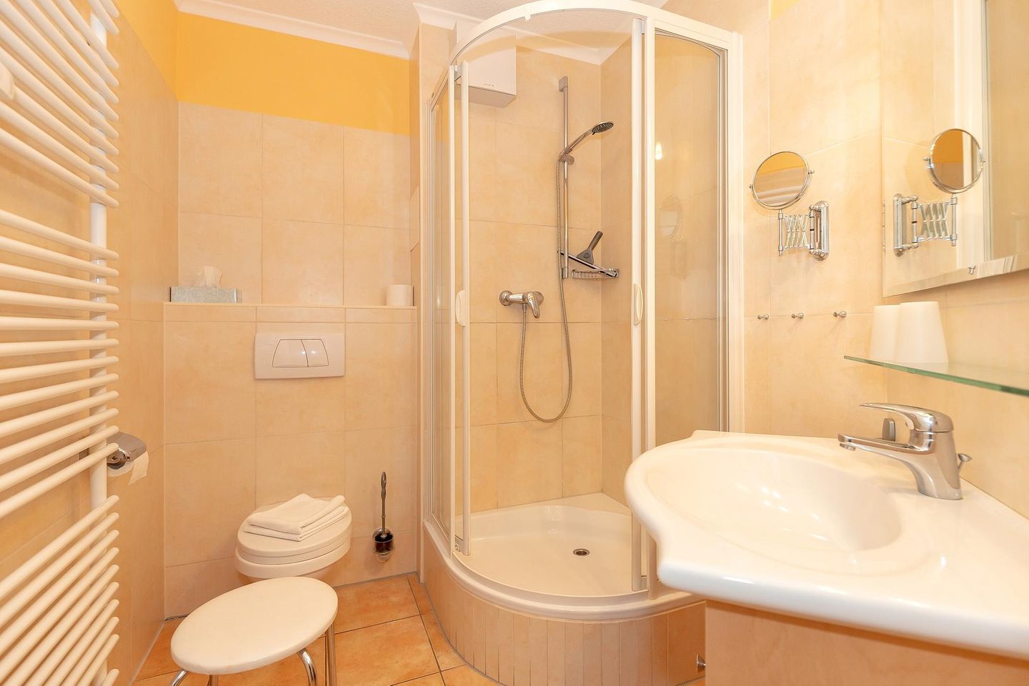 Apartmenthaus Atlantik Apartmenthaus Atlantik 205 Kühlungsborn - Badezimmer mit Dusche