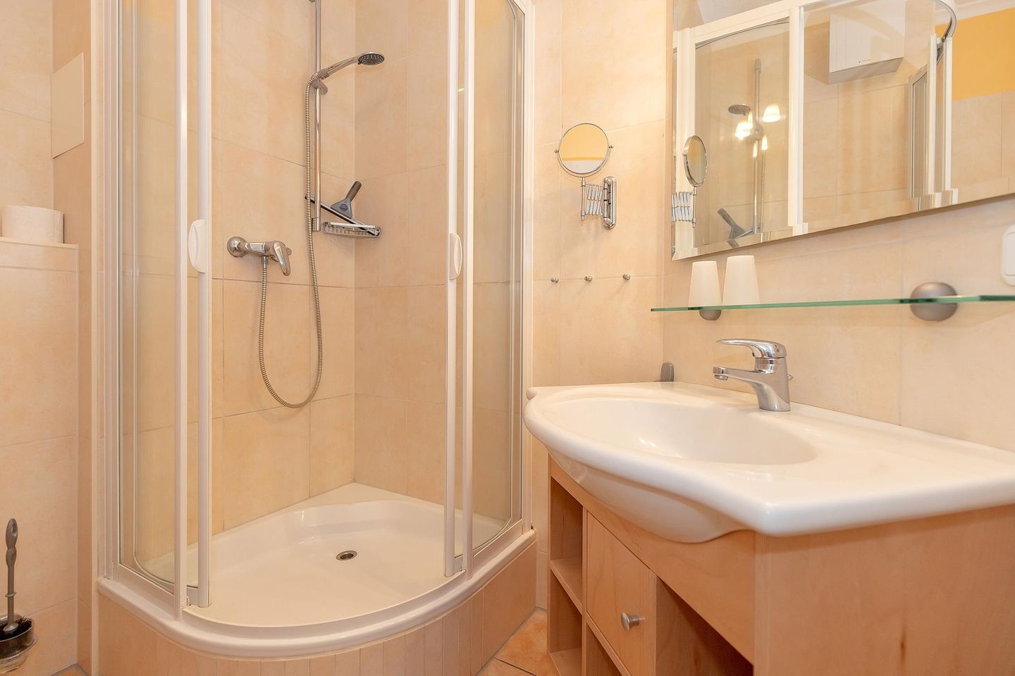 Apartmenthaus Atlantik Apartmenthaus Atlantik 205 Kühlungsborn - Badezimmer mit Dusche