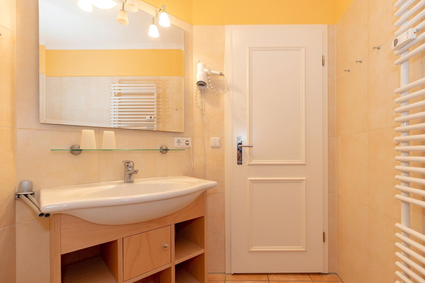 Apartmenthaus Atlantik Apartmenthaus Atlantik 205 Kühlungsborn - Badezimmer mit Dusche