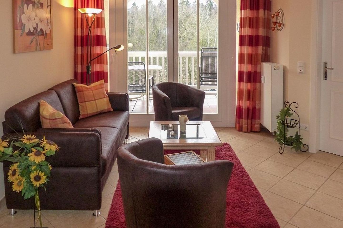 Dünenschloss Dünenschloss 1-20 Kühlungsborn - Wohn-Essbereich mit Couch