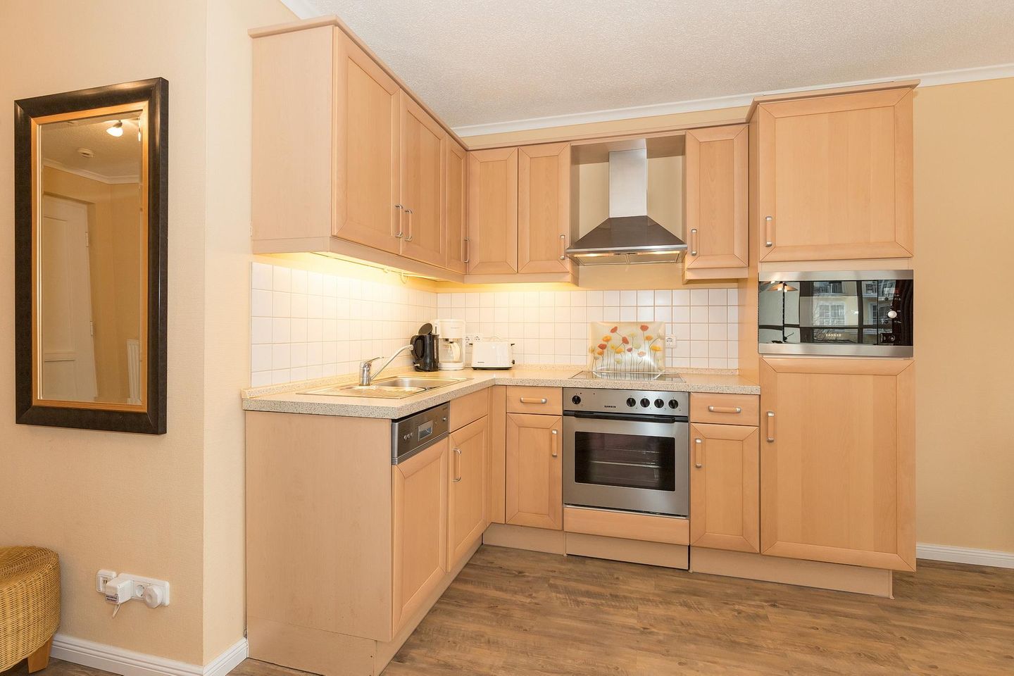 Apartmenthaus Atlantik Apartmenthaus Atlantik 102 Kühlungsborn - Küchenzeile mit Backofen