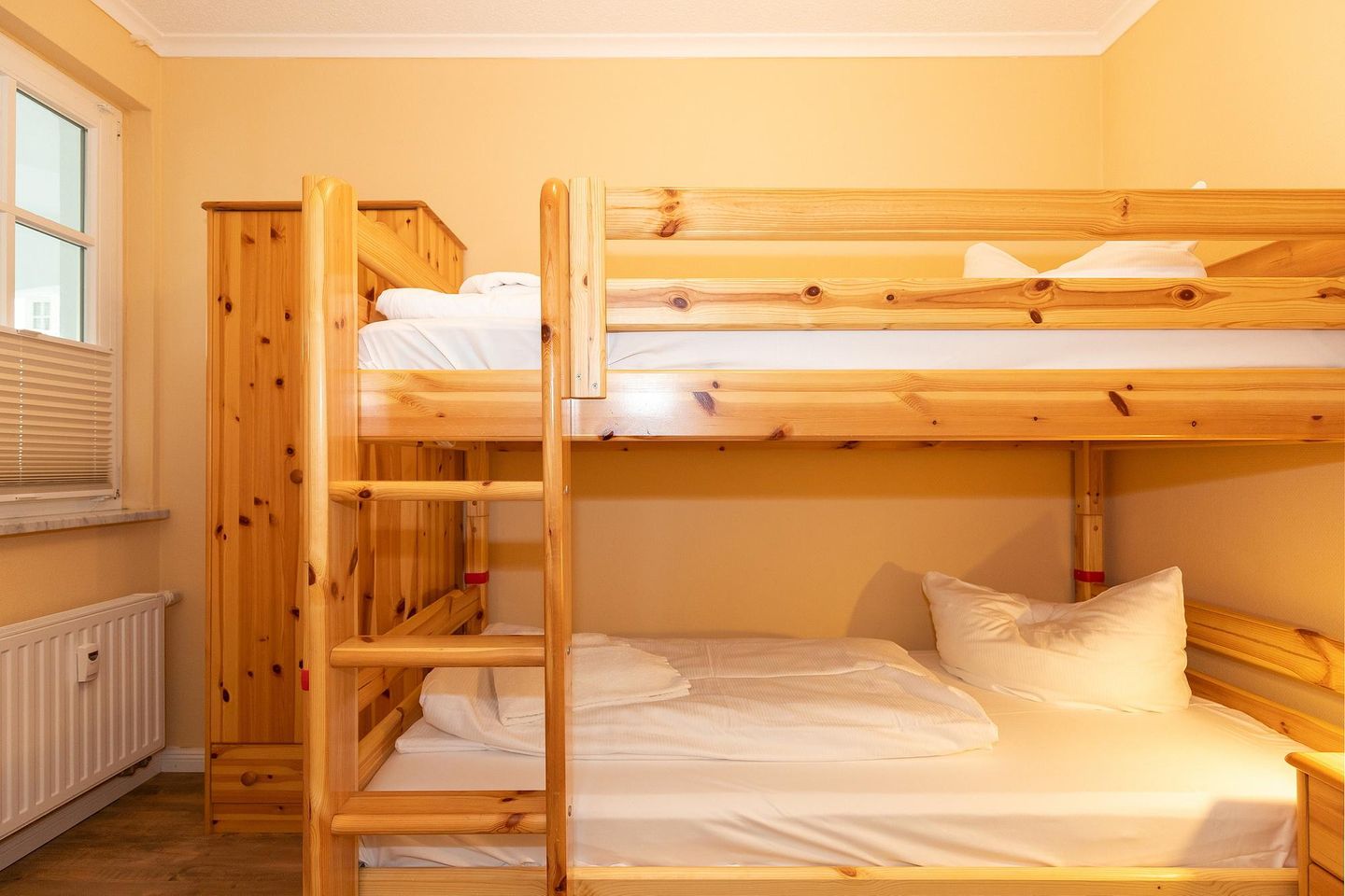 Apartmenthaus Atlantik Apartmenthaus Atlantik 102 Kühlungsborn - Schlafzimmer mit Etagenbett