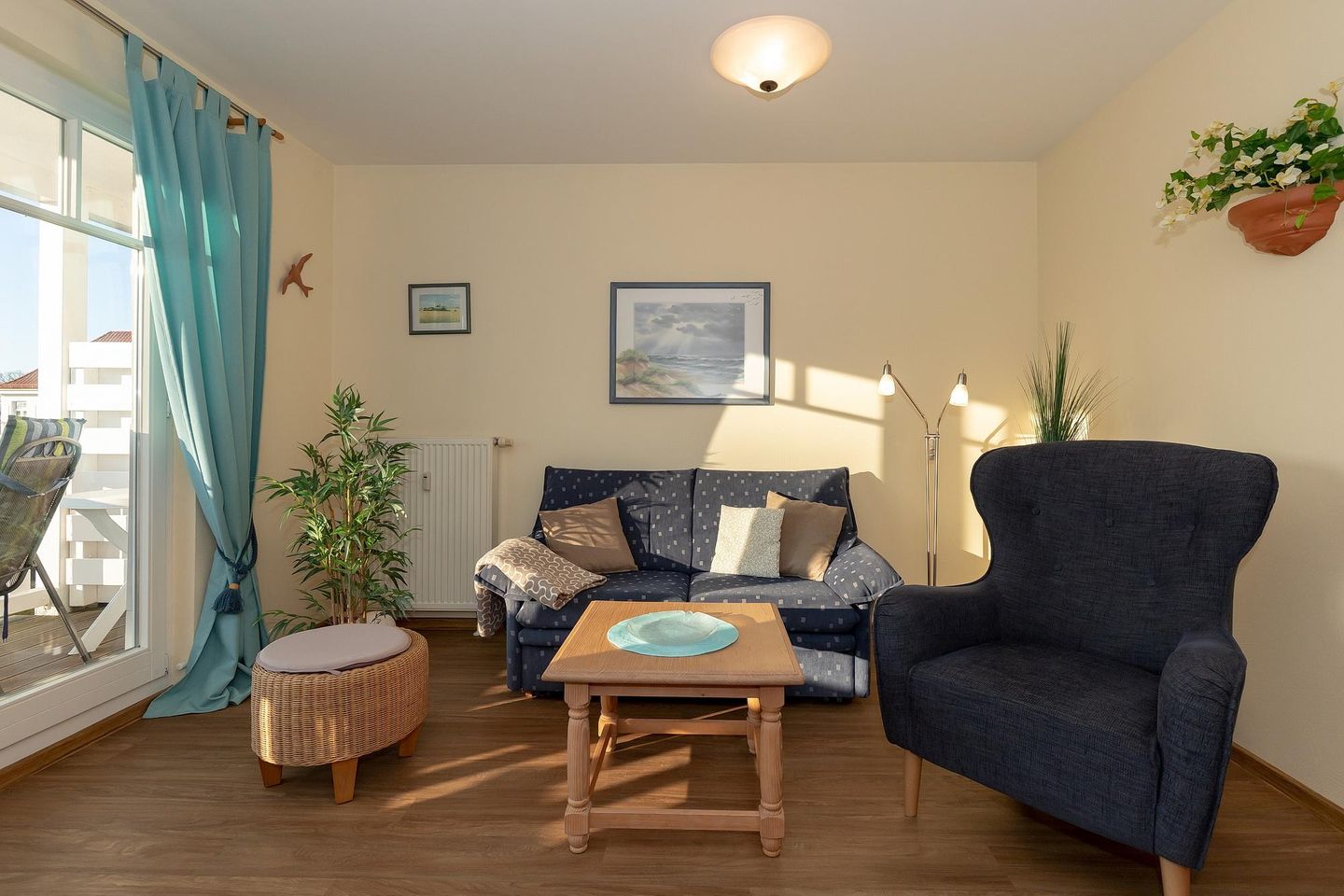 Meeresblick Meeresblick 307 Kühlungsborn - Wohn-Essbereich mit Couch