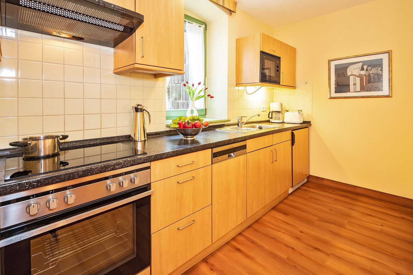 Villa am Ostseestrand Villa am Ostseestrand 002 Usedom - Küchenzeile mit Backofen