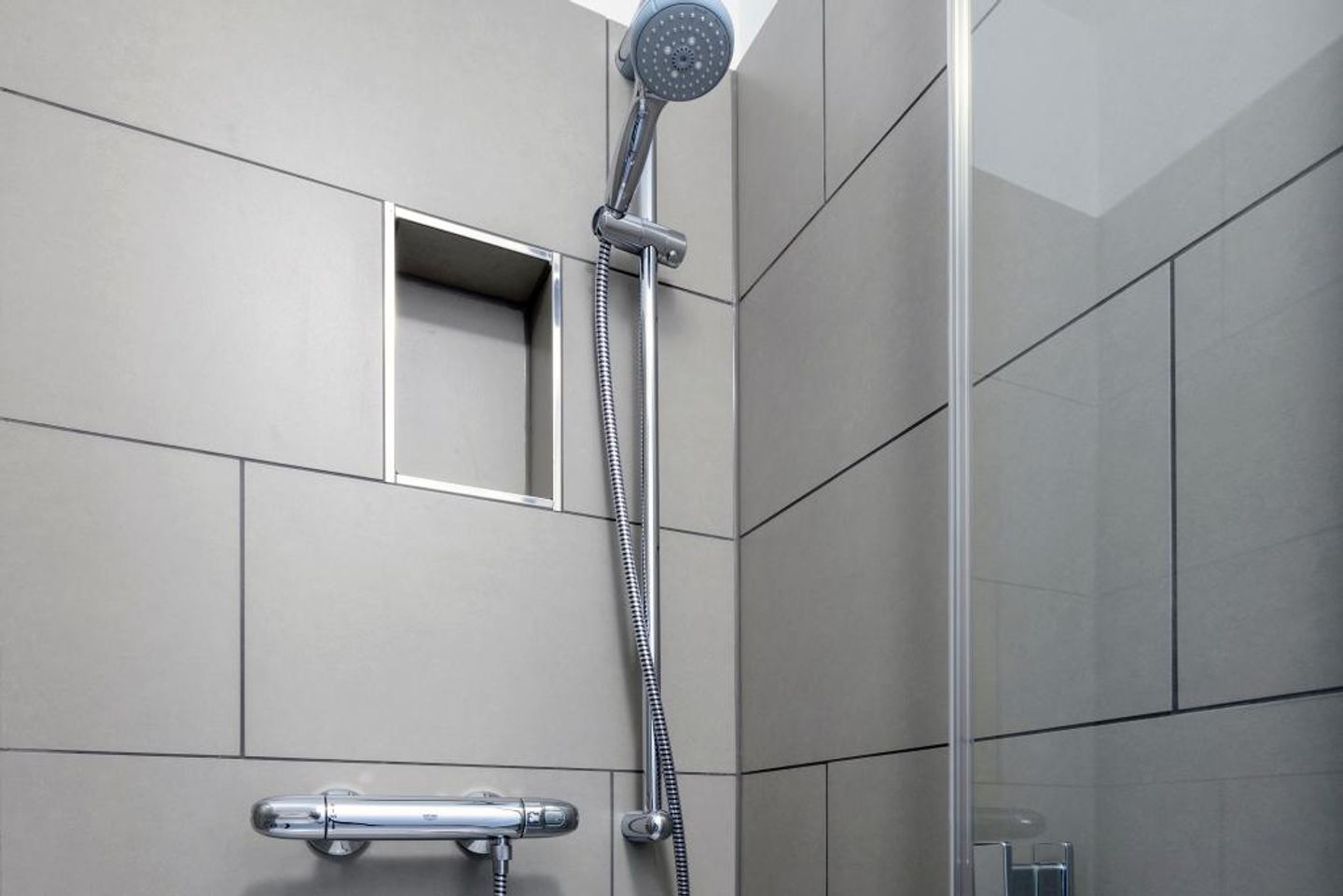 Deichhäuser Anna Küste Deichhäuser Anna Küste 1-21 Bensersiel - Badezimmer mit Dusche