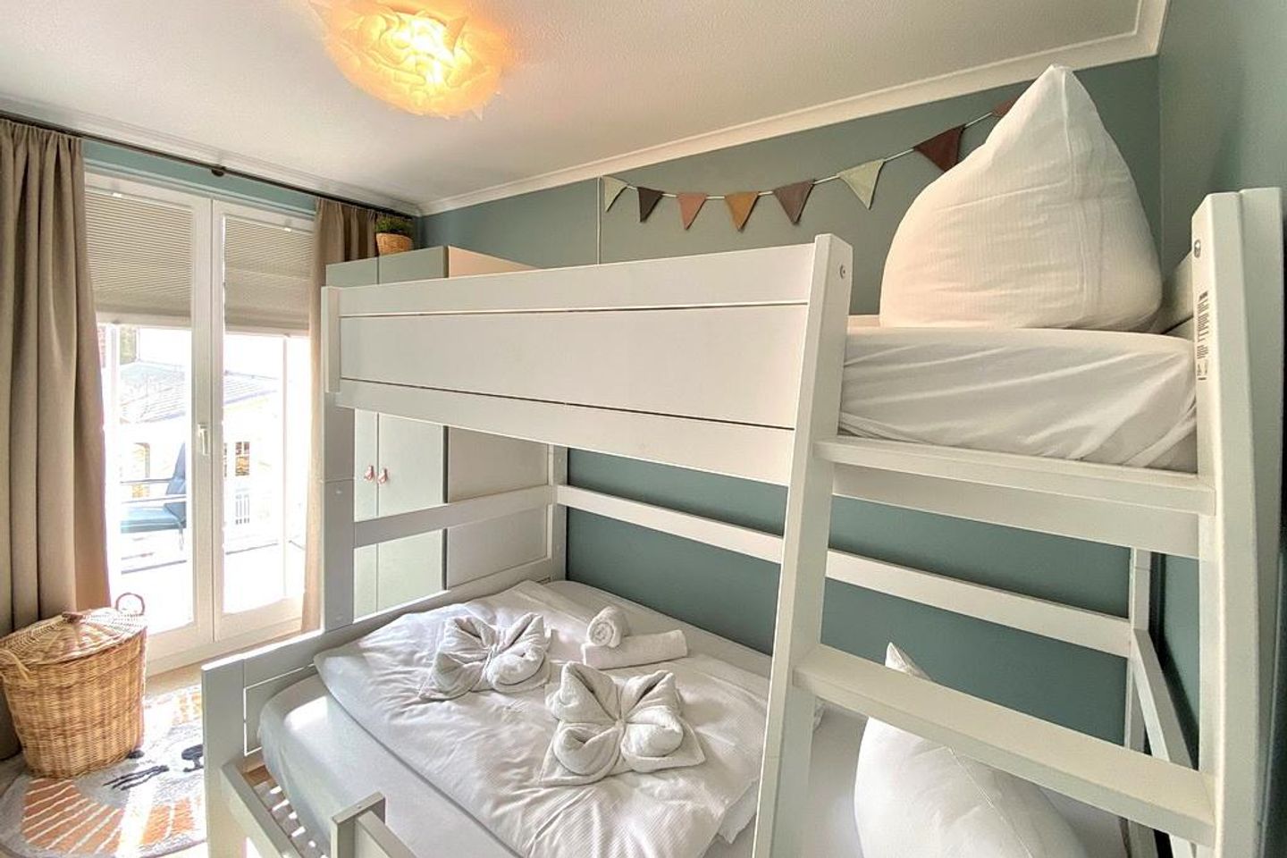 Dünenschloss Dünenschloss 2-16 Kühlungsborn - Schlafzimmer mit Etagenbett