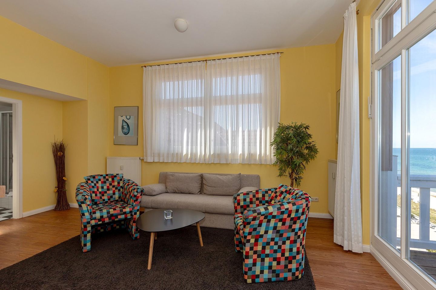 Meeresblick Meeresblick 514 Kühlungsborn - Wohn-Essbereich mit Couch