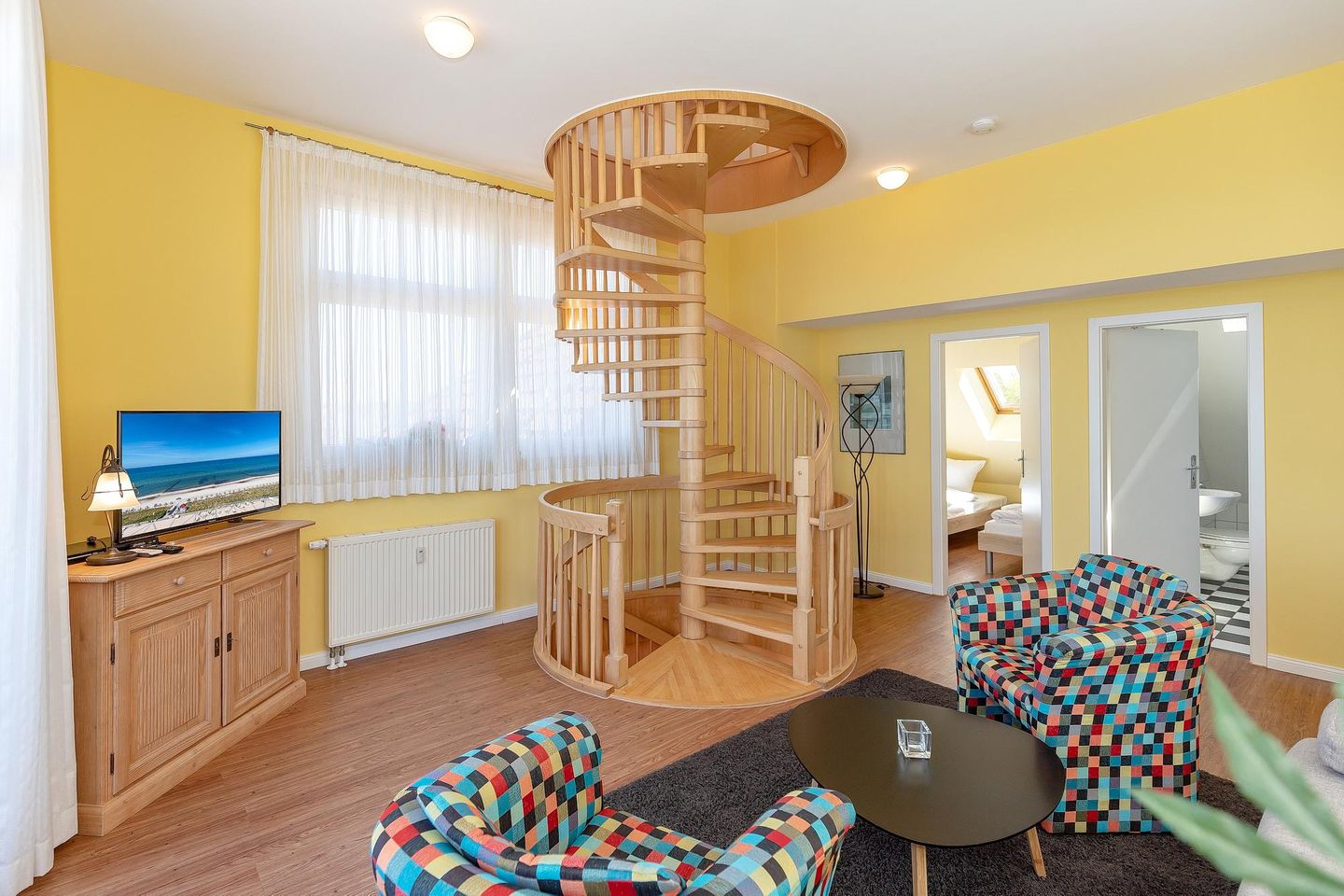 Meeresblick Meeresblick 514 Kühlungsborn - Wohn-Essbereich mit Couch