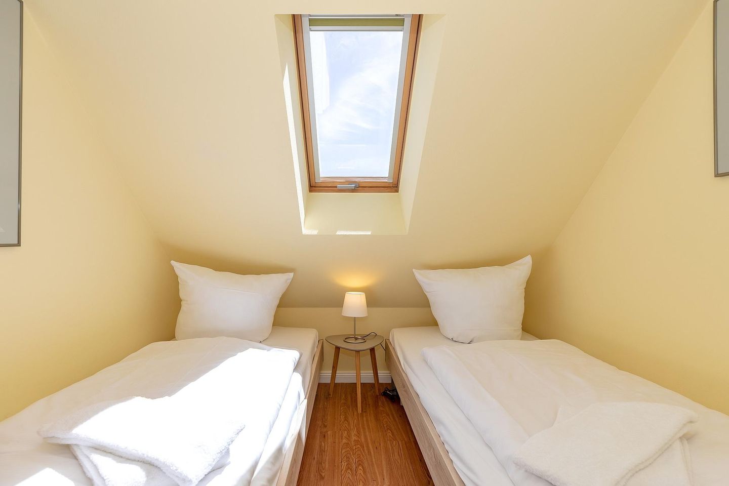 Meeresblick Meeresblick 514 Kühlungsborn - Schlafzimmer mit zwei Einzelbetten