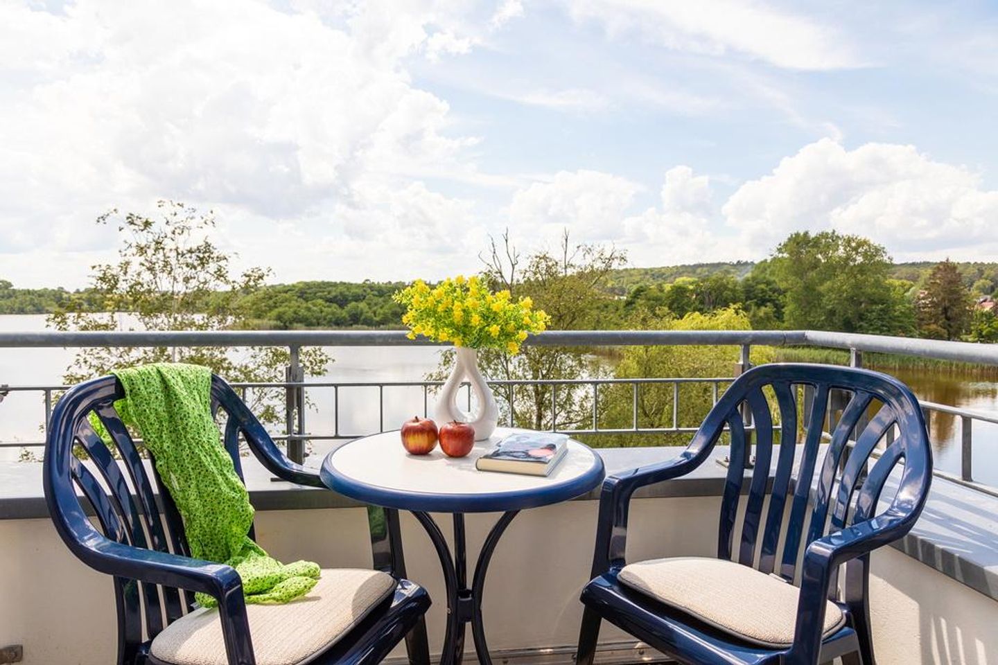 Seehof Seehof 232 Usedom - Balkon mit Gartenmöbeln