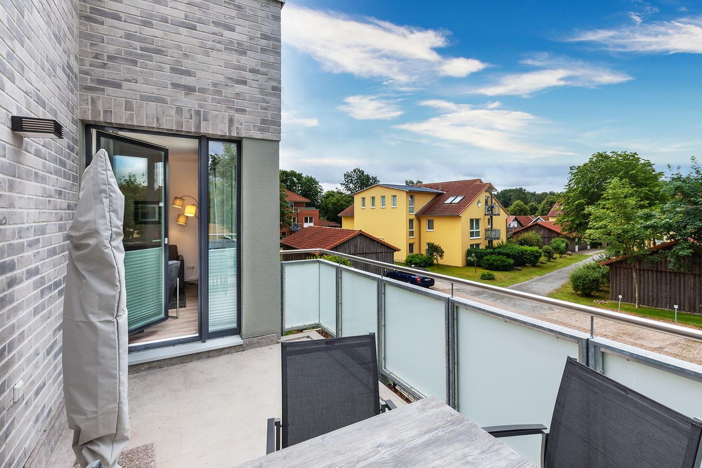 Aparthotel Ostseeallee Aparthotel Ostseeallee 3-24 Boltenhagen - Balkon in Süd-West Lage