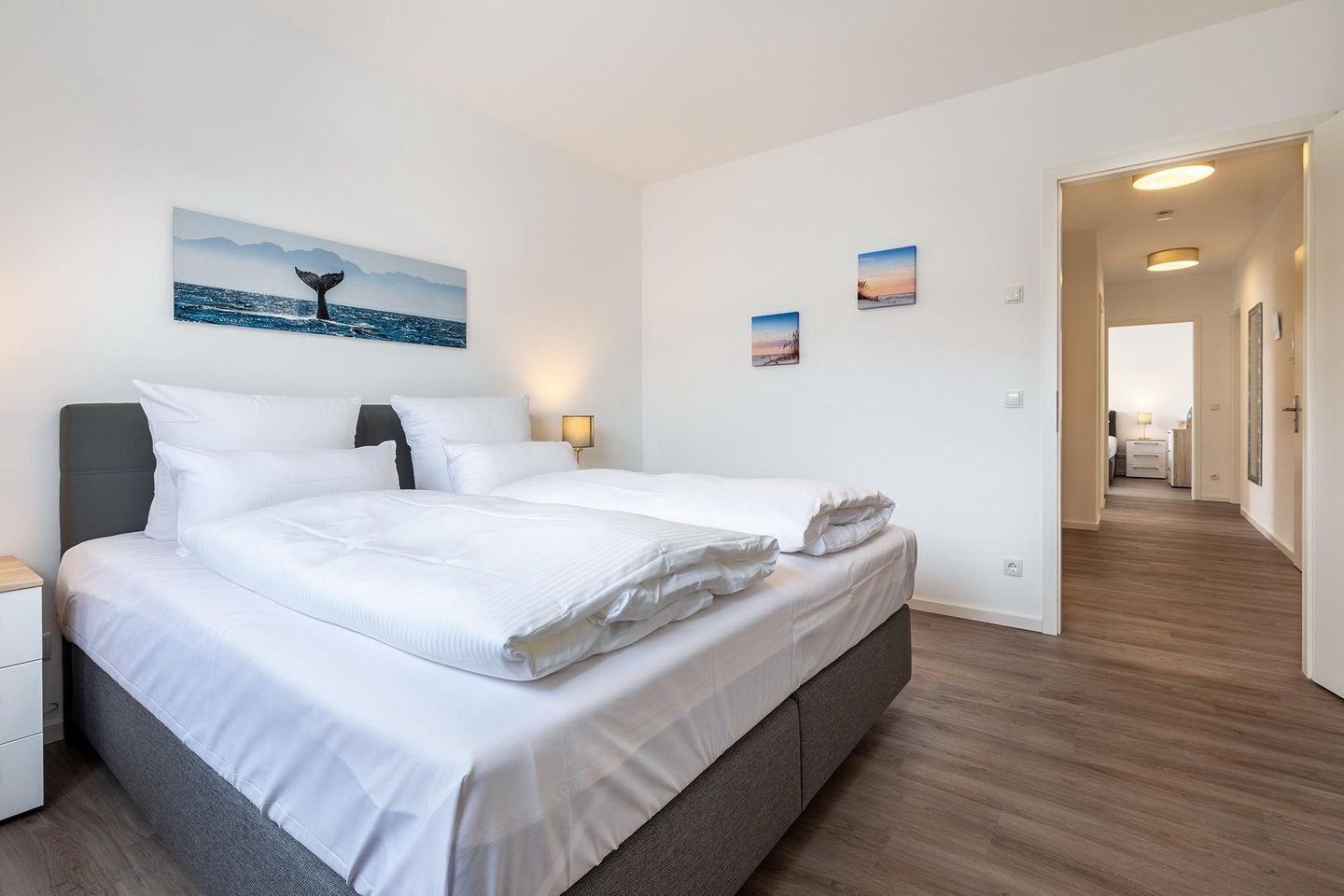 Aparthotel Ostseeallee Aparthotel Ostseeallee 3-27 Boltenhagen - Schlafzimmer "1" mit  Boxspringbett (1,80x2,00m)