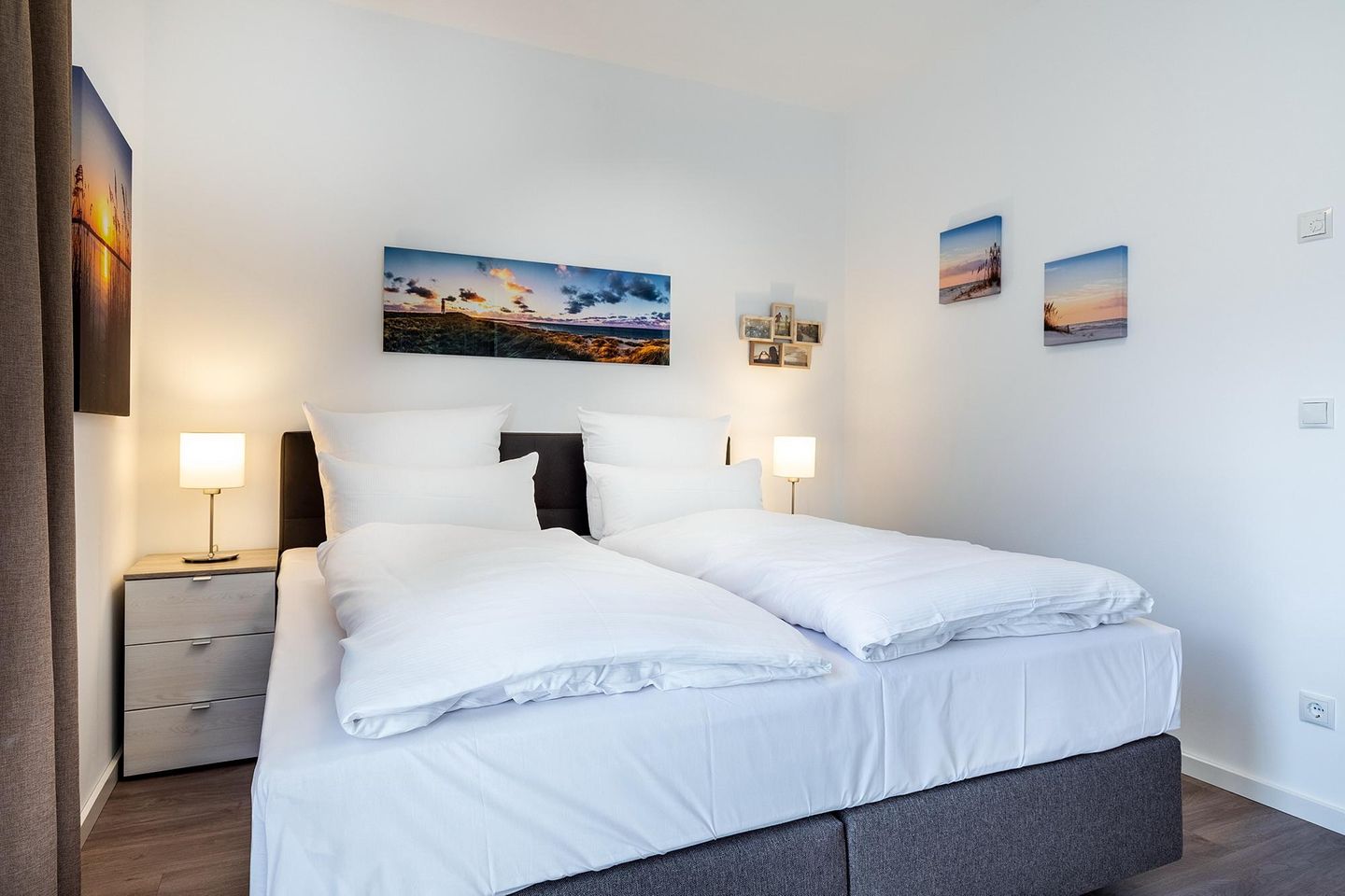 Aparthotel Ostseeallee Aparthotel Ostseeallee 4-33 Boltenhagen - Schlafzimmer mit Boxspringbett (1,80 x 2,00 m)