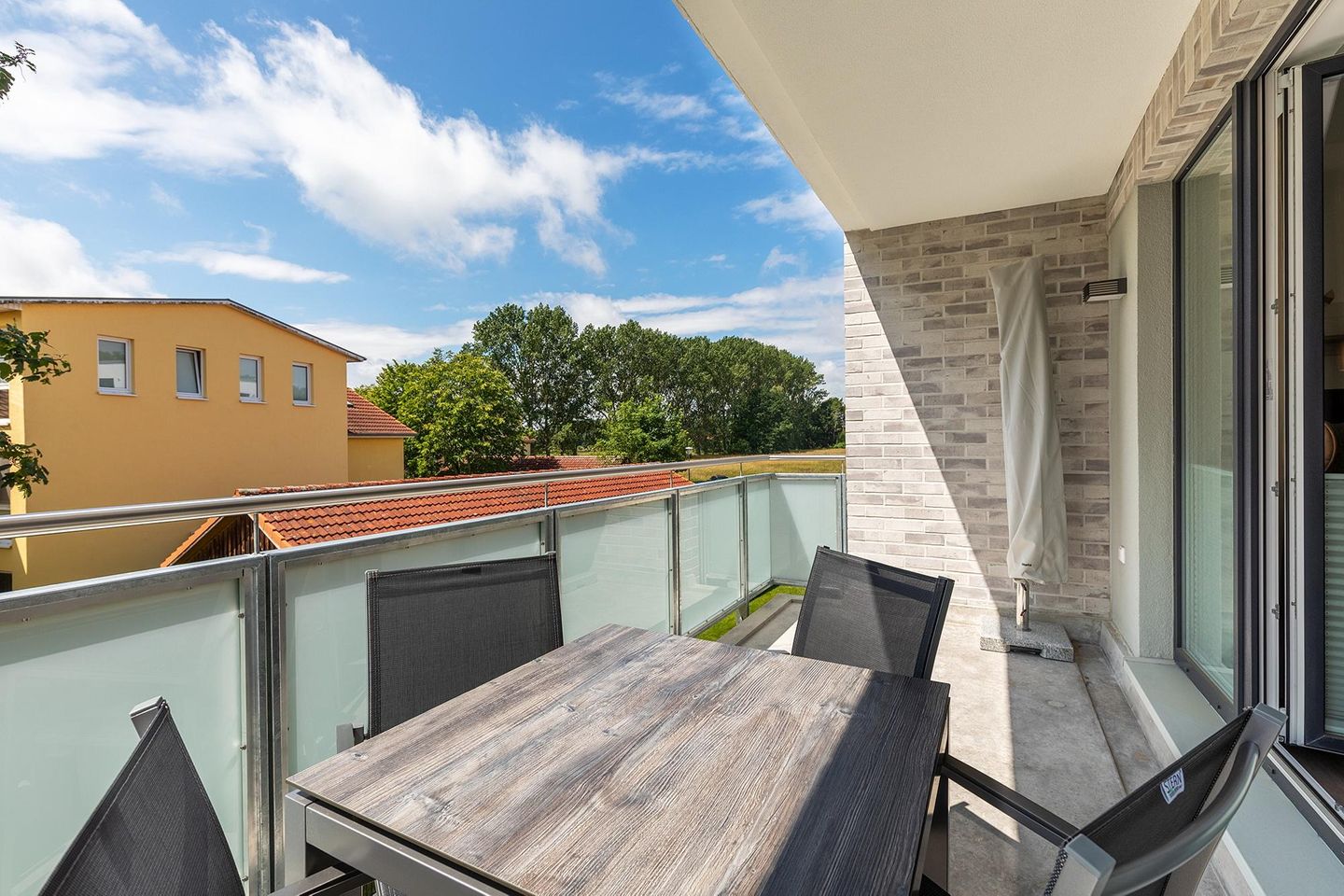 Aparthotel Ostseeallee Aparthotel Ostseeallee 4-33 Boltenhagen - Balkon in Süd-Ost Lage