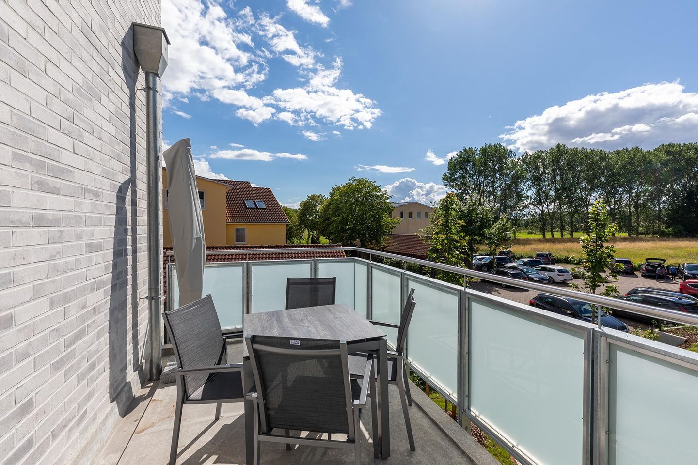 Aparthotel Ostseeallee Aparthotel Ostseeallee 4-35 Boltenhagen - Balkon in West-Lage