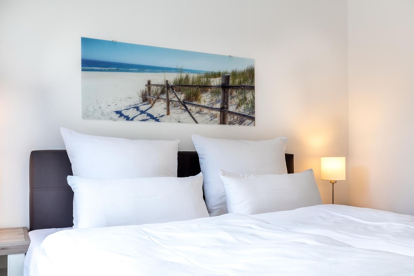 Aparthotel Ostseeallee Aparthotel Ostseeallee 5-46 Boltenhagen - Schlafzimmer "2" mit Boxspringbett