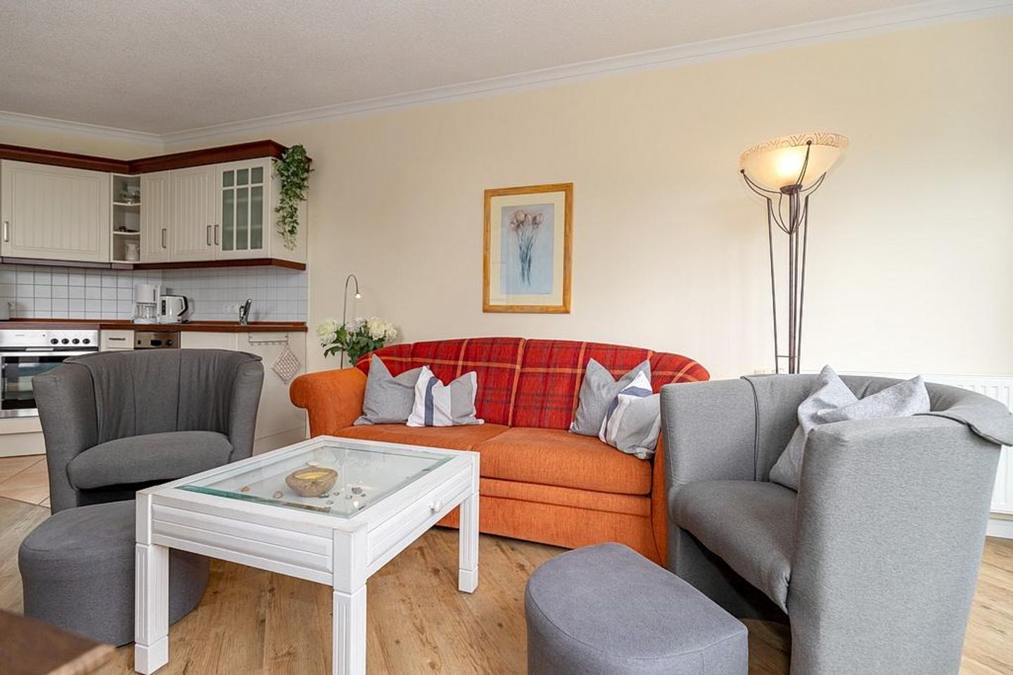 Apartmenthaus Atlantik Apartmenthaus Atlantik 214 Kühlungsborn - Wohn-Essbereich mit Couch